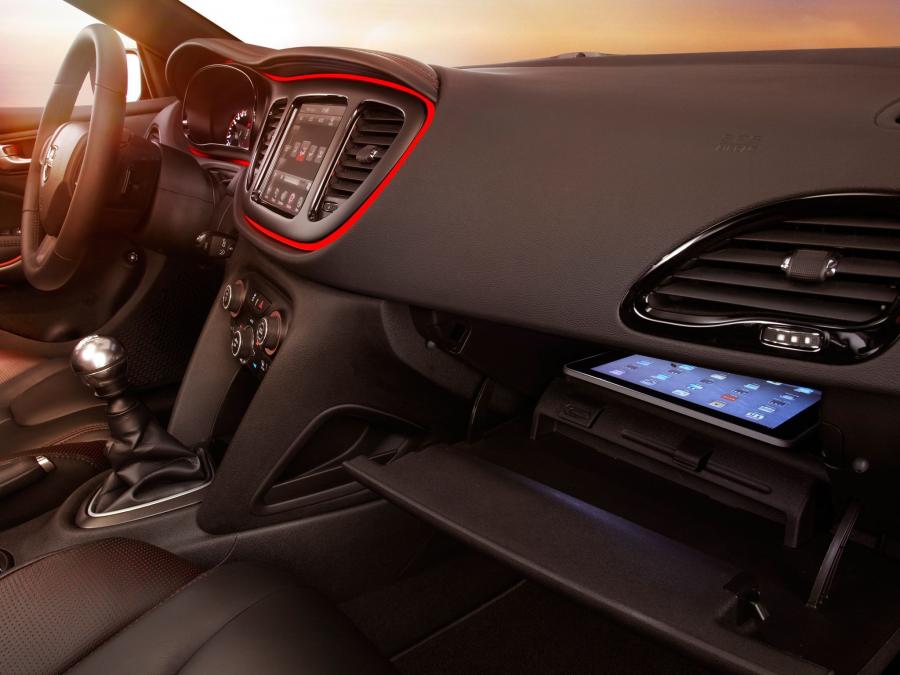  Dodge Dart GT 2013 года  (фото 34 из 55)